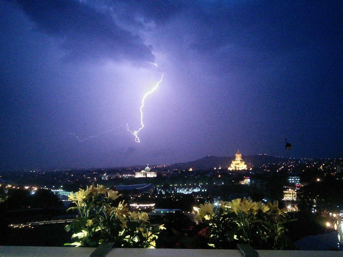 Betlemi25 Hostel Tbilisi Bagian luar foto